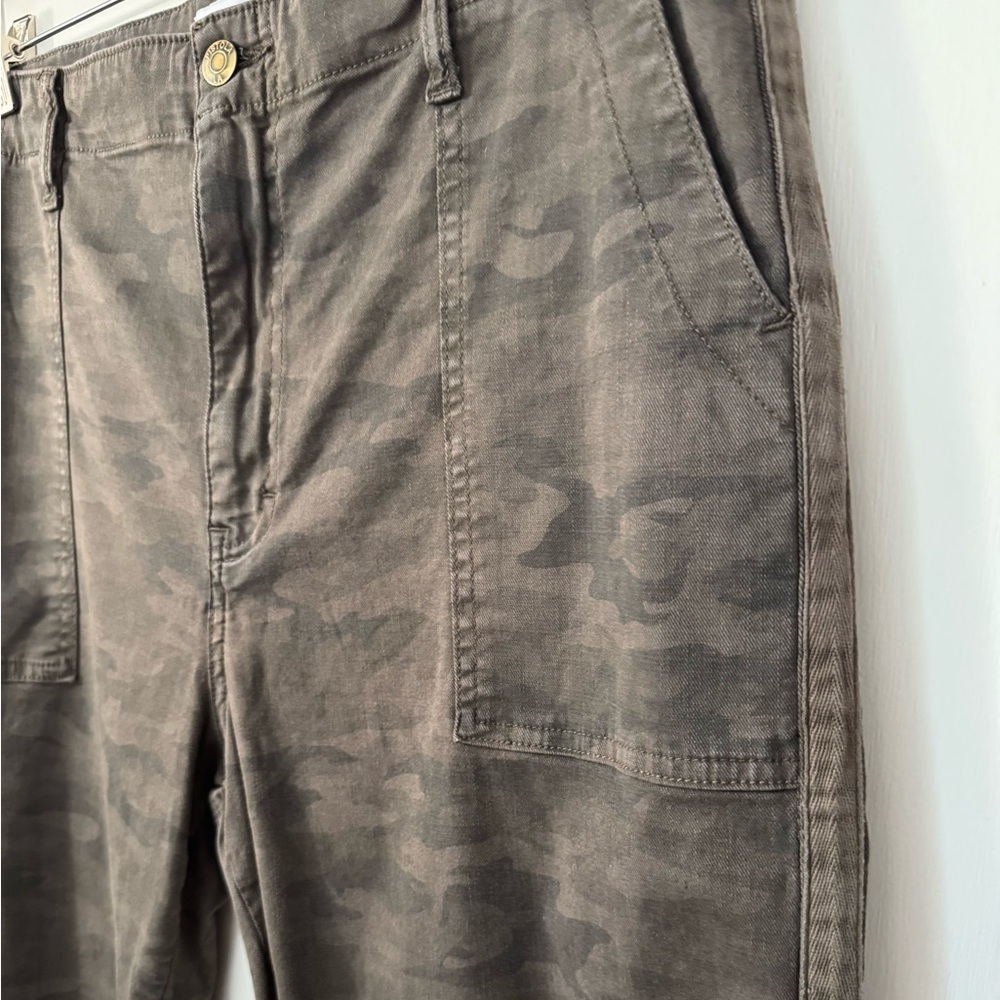 Pistola Camo Cropped Pants - Picture 2 of 6